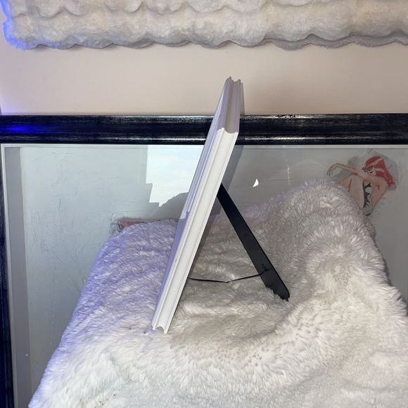 White frame not new had some paint section that was removed can be repaired - Picture 3 of 5